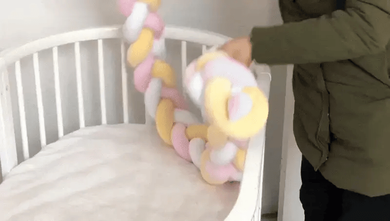 SNUGGLENEST Woven Baby Head Pillow