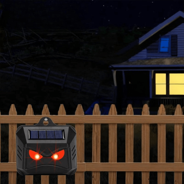 ECOREPEL Solar Ultrasonic Animal Repellent Set
