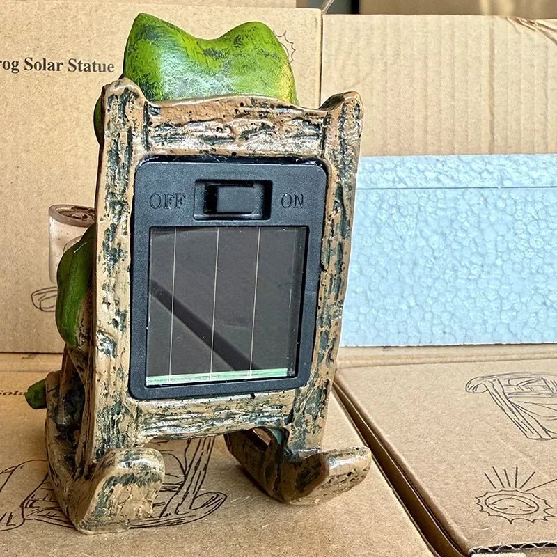 LEUCHTFROSCH Solar Garden Figure