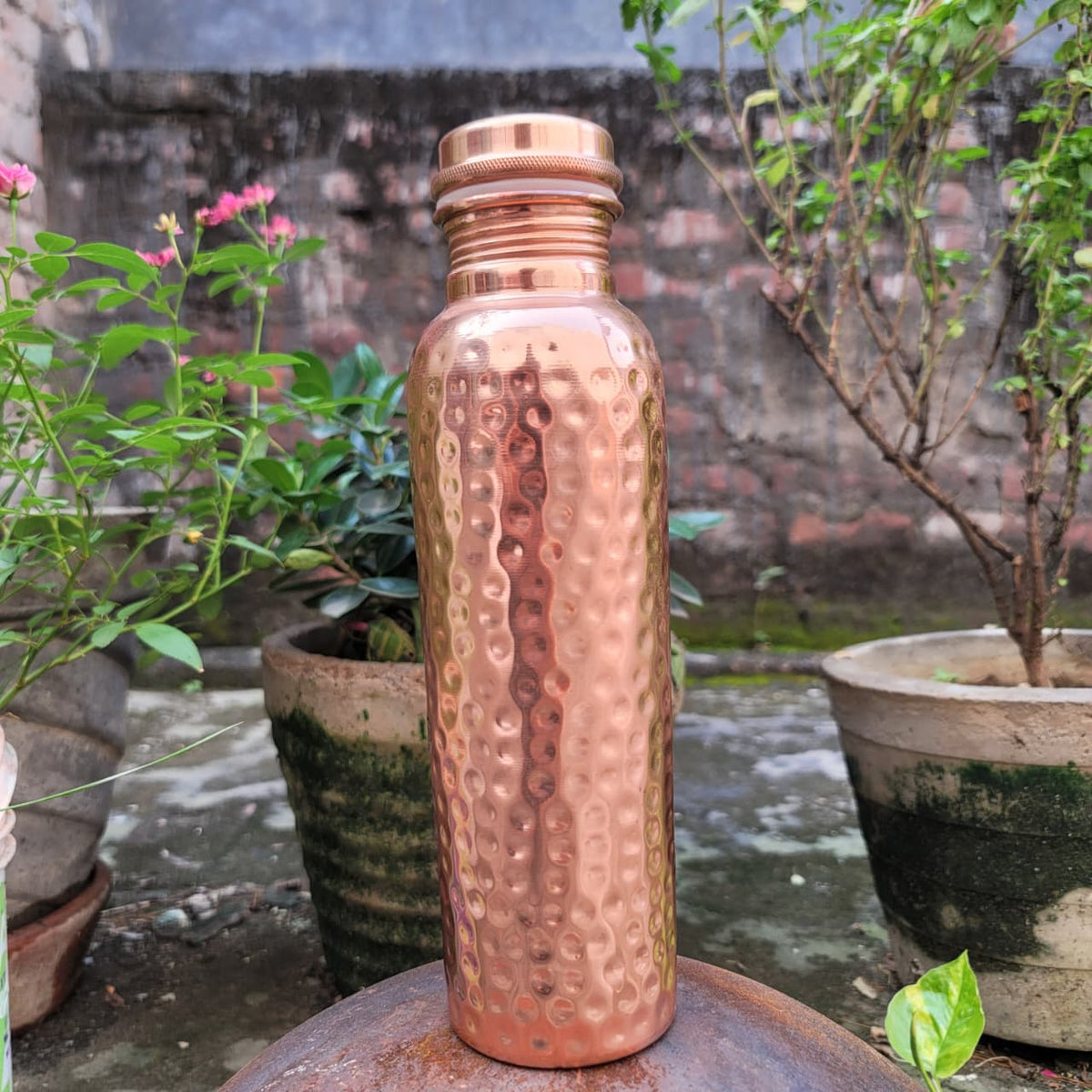 Hammered Copper Water Bottle, 800ml, Leak-Proof