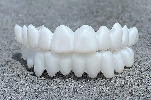 Flexible Snap On Tooth Veneers, Natural-Looking Cosmetic Veneers with Protective Storage Case