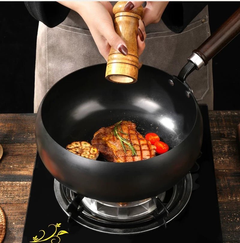 COOKVAULT Heavy-Duty Cast Iron Skillet