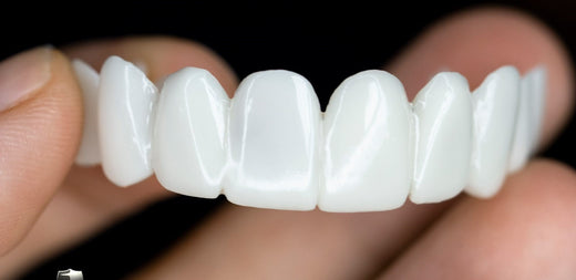Snap On Teeth Covers, Boil to Fit Cosmetic Resin Veneers to Hide Gaps, Chips & Discolored Teeth