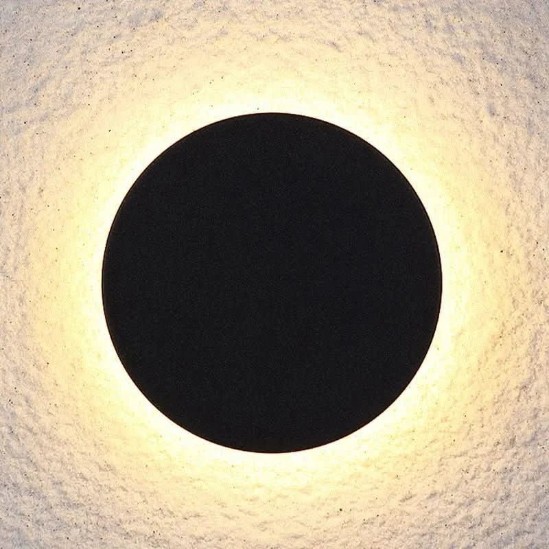 BRILORA Minimalist LED Outdoor Wall Light