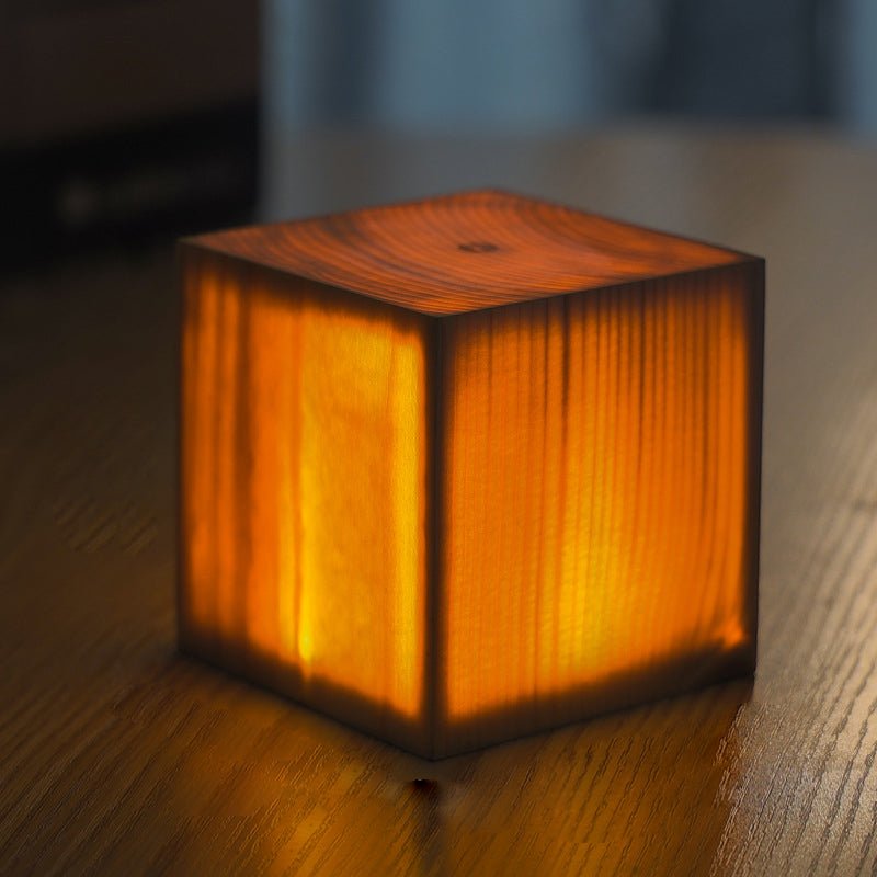 BRIGHTÉ LED Table Lamp