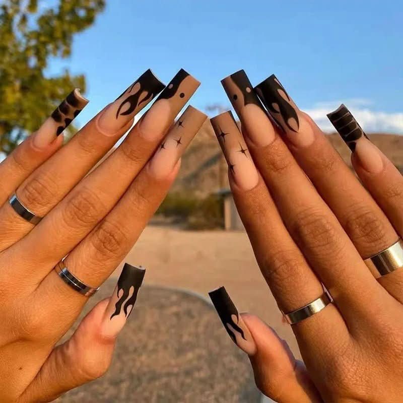 Presson Chic Pink Nails