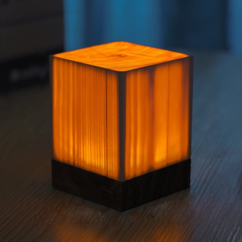 BRIGHTÉ LED Table Lamp