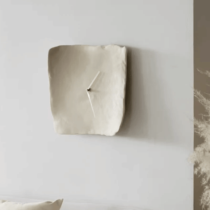 Silent Wall Clock, Non Ticking Resin Wall Clock for Living Room