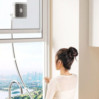 Glass Squeegee for Hard-to-Reach Windows