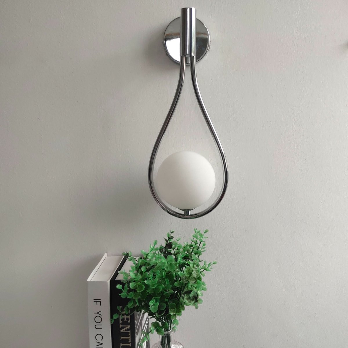 SKANDILUX Wall Lamp
