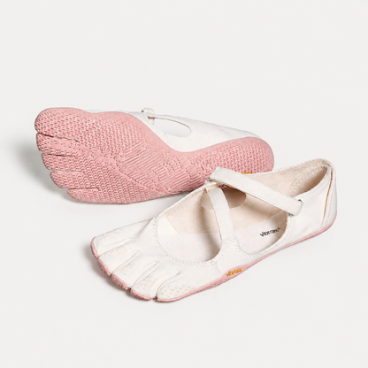 Toevara Five-Toe Minimalist Flat Shoe