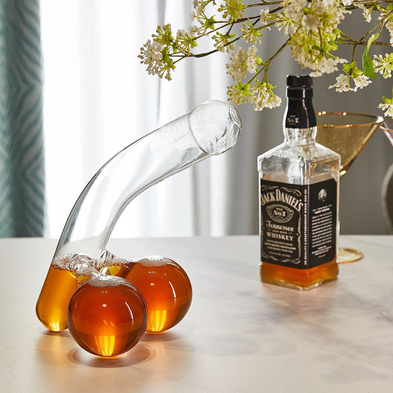 Novelty Whiskey Decanter, Funny Lead-Free Glass Decanter for Whiskey & Wine, Gift for Parties