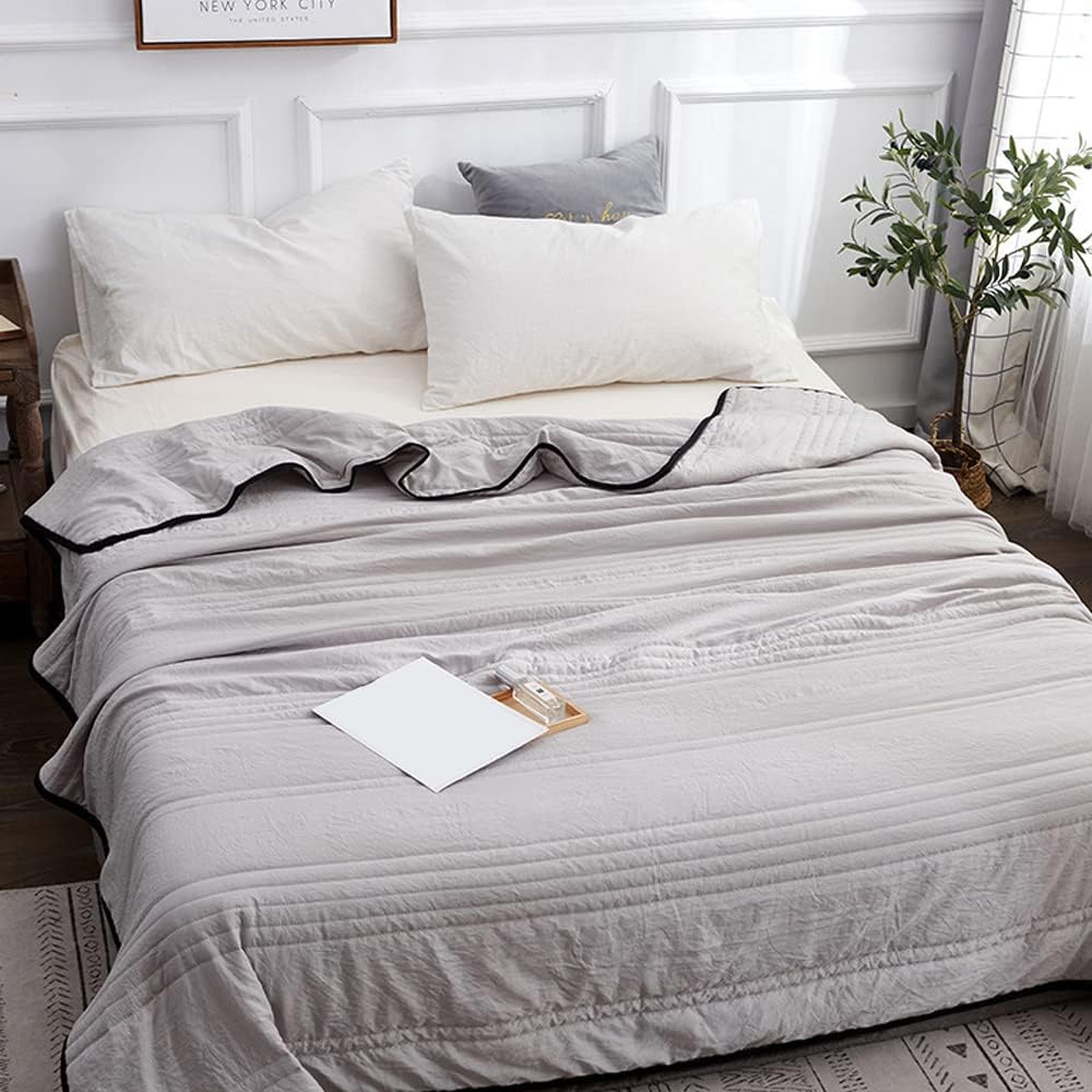 AQUACHILL Cooling Cozy Blanket