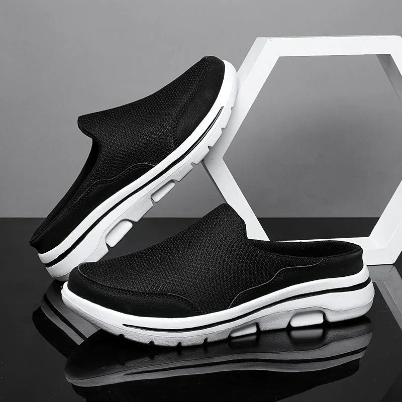 AEROSTEP Breathable Men's Slippers lifestyle image 1