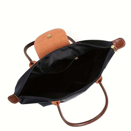 VERVETASCHE Spacious Handbag