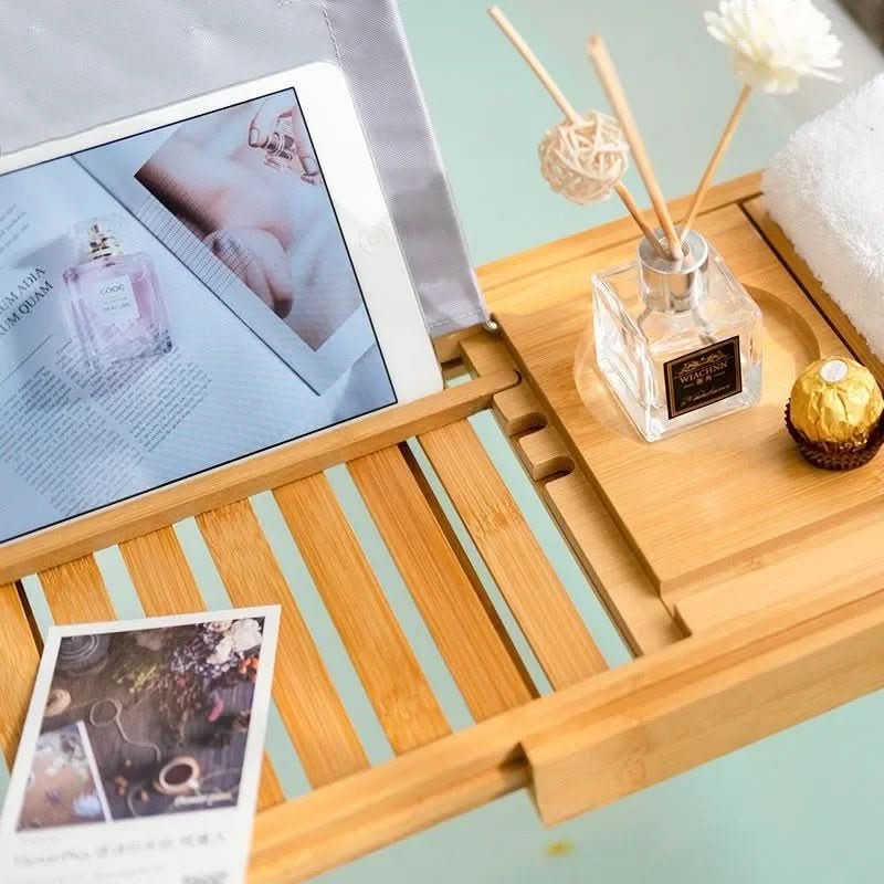 SOLAVERA Luxurious Extendable Bamboo Bathtub Tray
