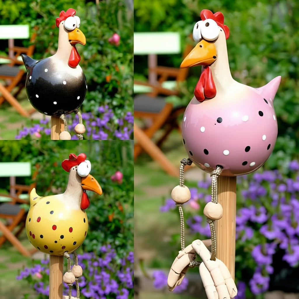 FRECHFEDER Playful Garden Chicken Statue