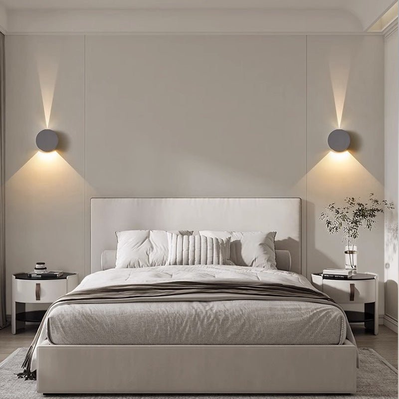 LINEALUX Sleek Aluminum LED Wall Light