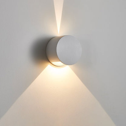 LINEALUX Sleek Aluminum LED Wall Light
