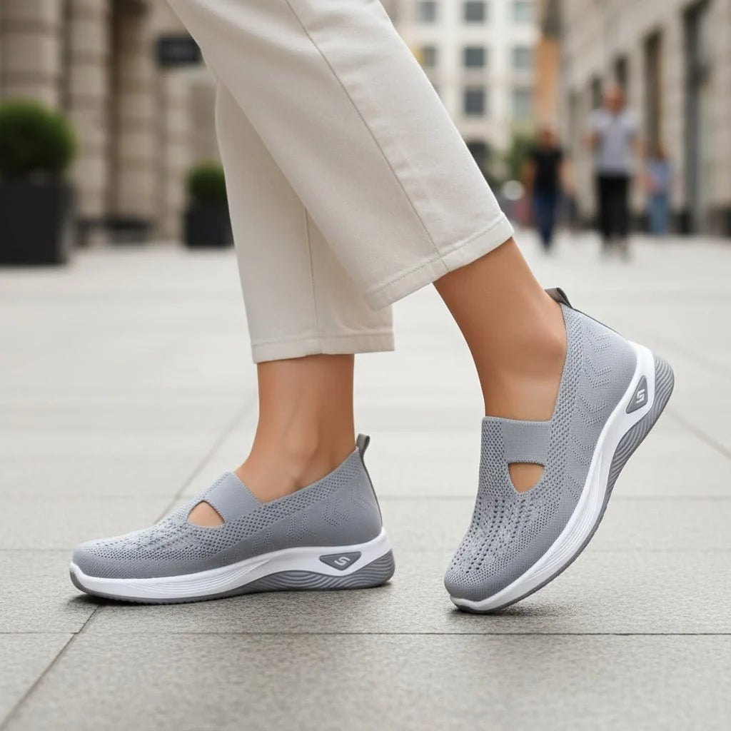CARESOLE Orthopedic Women's Slippers Wellness Support