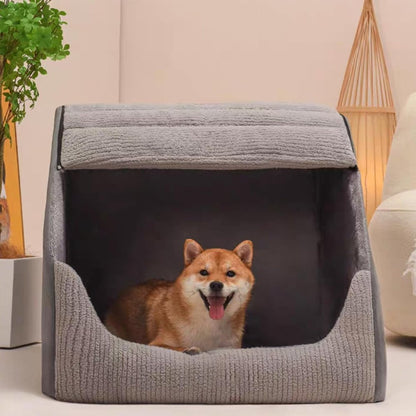 PAWLOUNGE Closed Comfort Bed for Pets