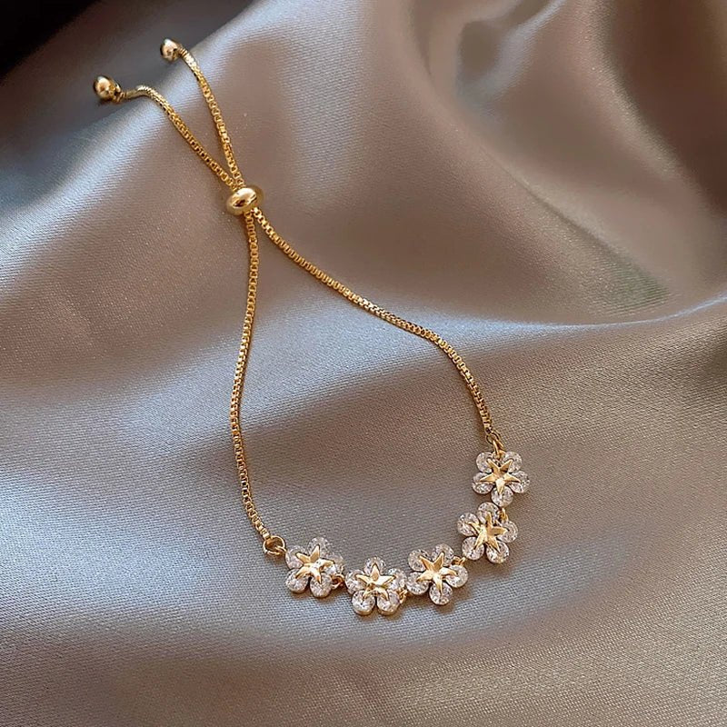 GLITZARIA Adjustable Rhinestone Bracelet