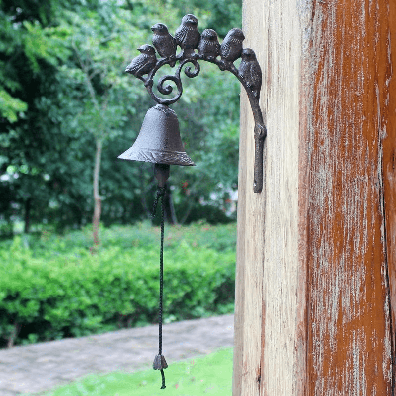 EUROVINT Bell Classic Cast Iron Doorbell lifestyle image 2