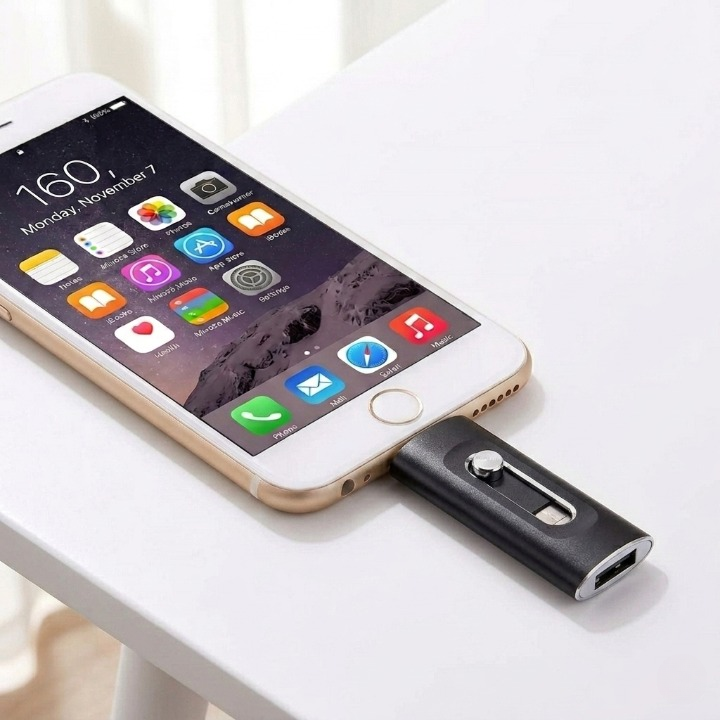 3-in-1 USB Flash Drive for iPhone, Android and PC