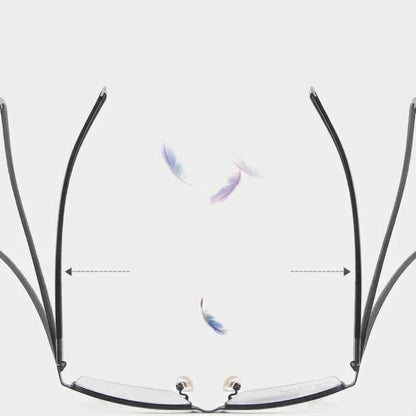 Progressive Glasses with Automatic Focus Adjustment
