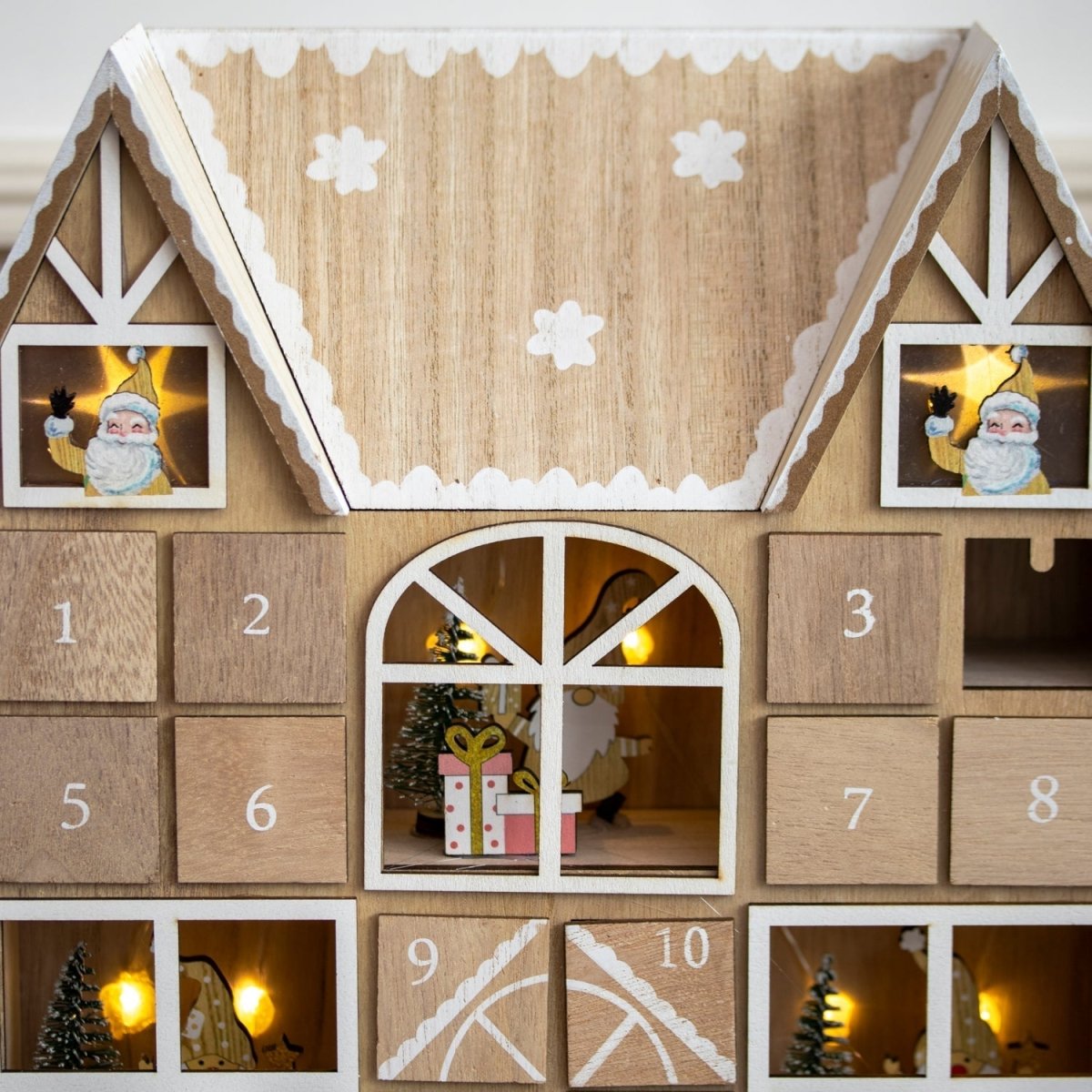 XMASCOTTAGE Illuminated Wooden Advent Calendar