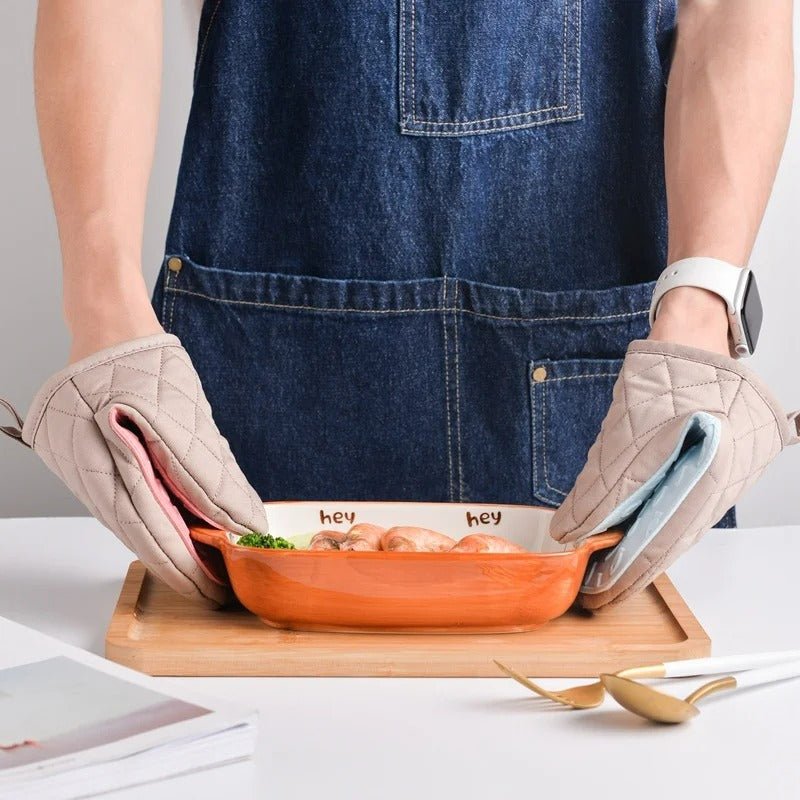 SAFEFINS Heat-resistant Fish-shaped Silicone Oven Glove