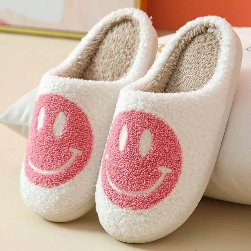 FLUFFYSMILE Cozy Winter Slippers