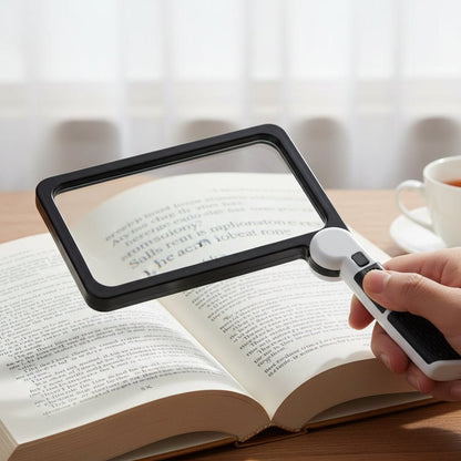 CLARIVIS LED Magnifying Glass