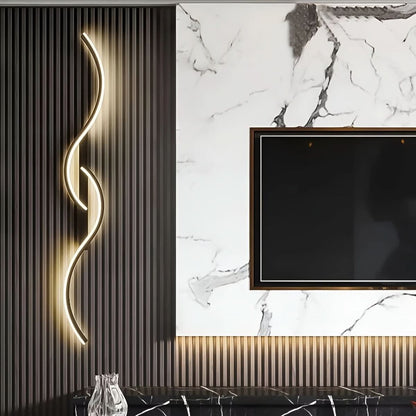 SCHWUNG Curved LED Wall Light