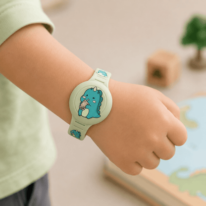 LITTLELOCATE Colorful GPS Wristband Smart Water Resistant