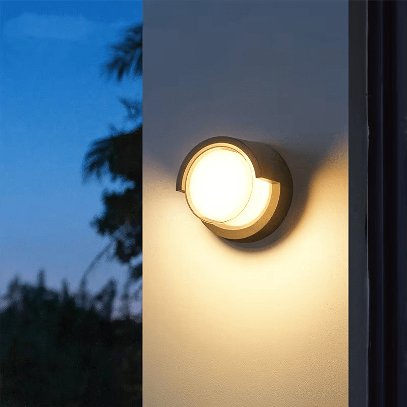 SOLVION LED Outdoor Wall Light
