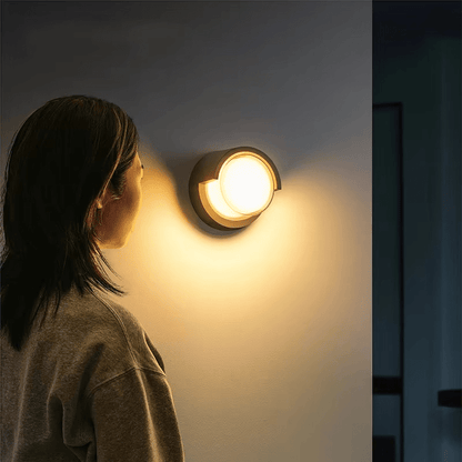 SOLVION LED Outdoor Wall Light