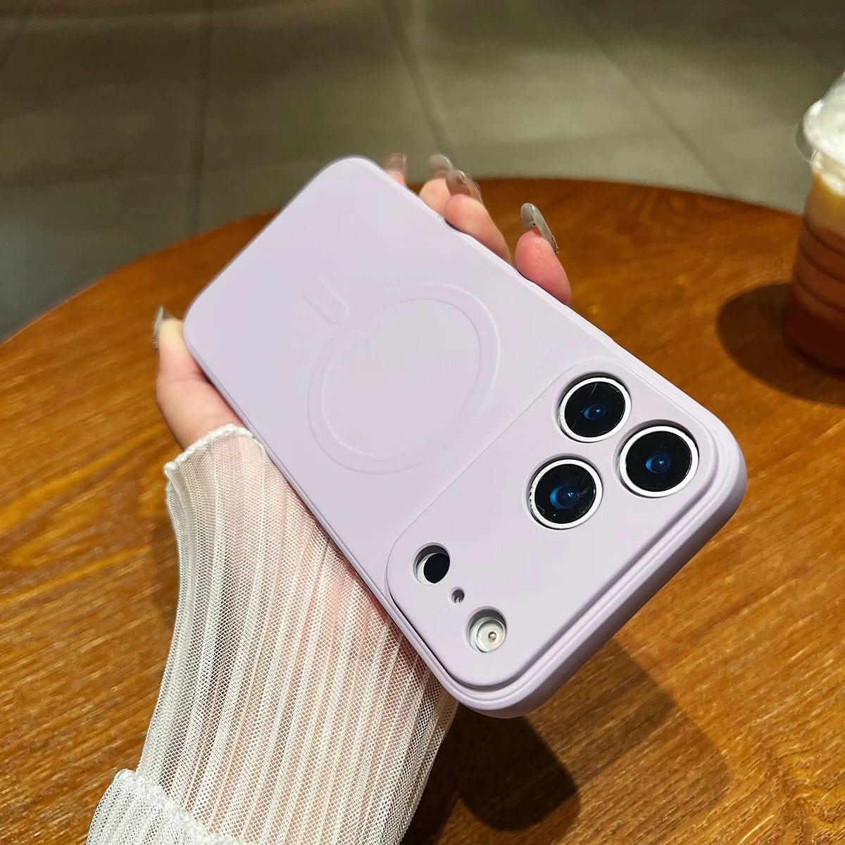 AuraGriff Magnetic Soft Silicone Case lifestyle image 1
