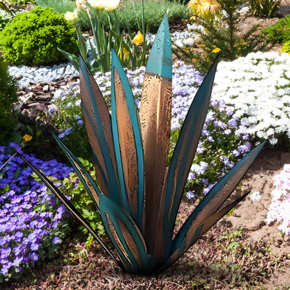 METALFLORA Lively Agave Sculpture