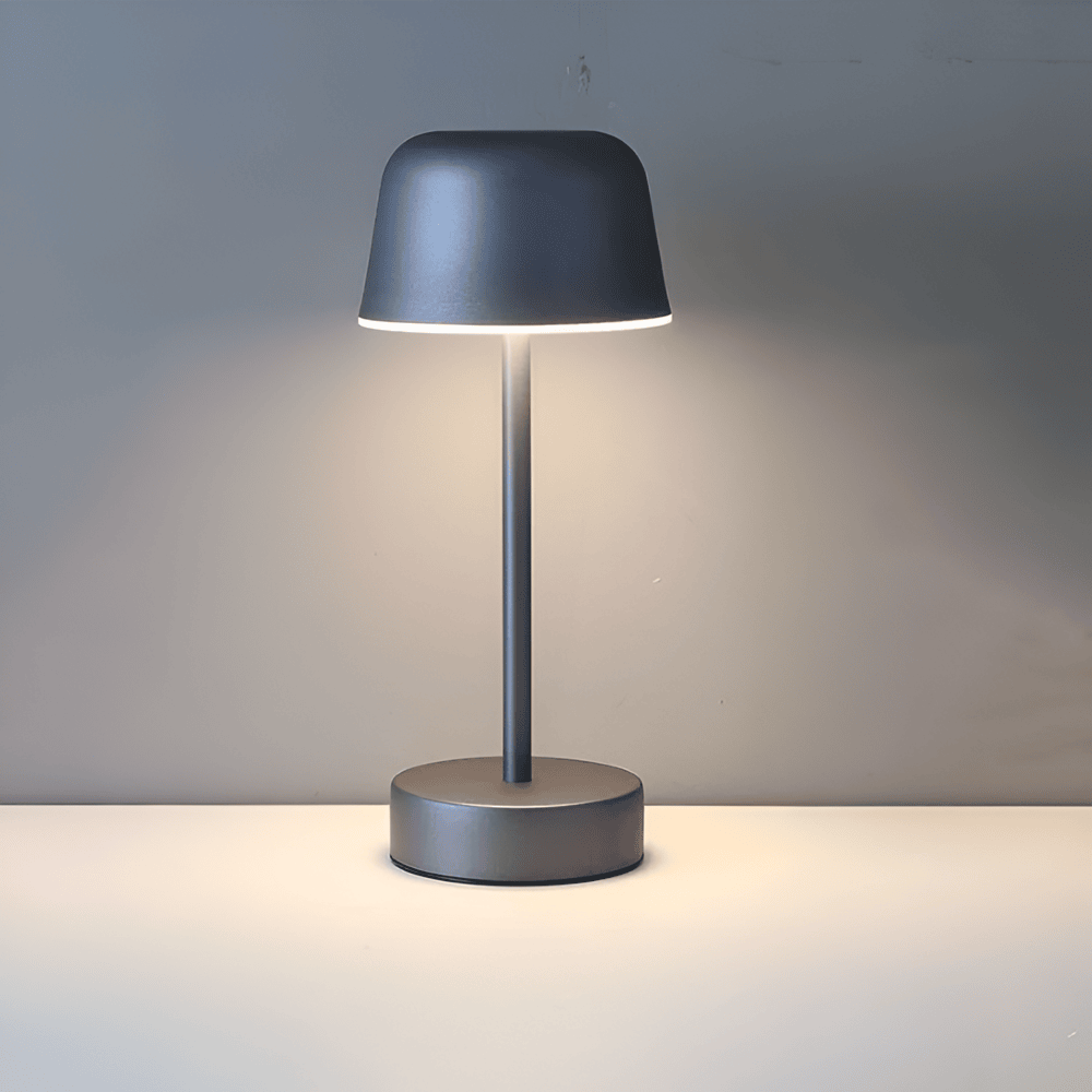 RETROLIGHT LED Desk Lamp
