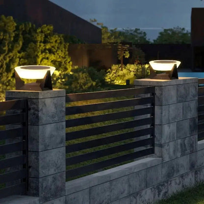 SOLSTELLAR Waterproof Solar LED Floodlight