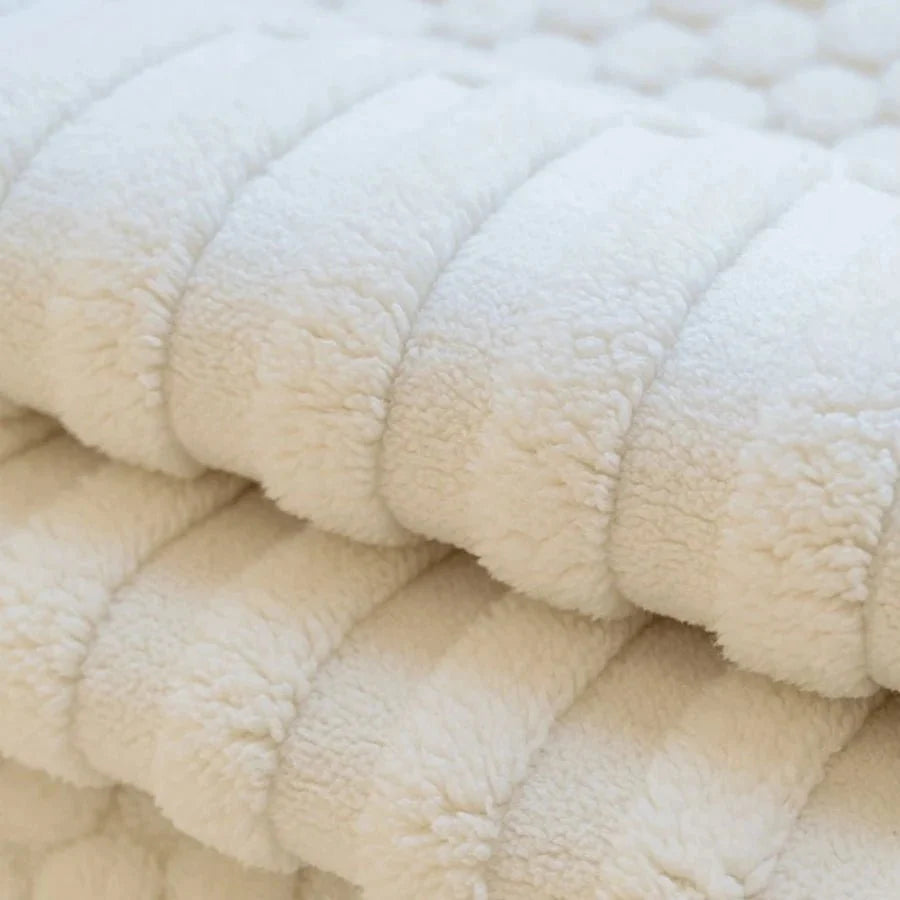 PLUSHCREAM Thick Tuft Fleece Sofa Cover