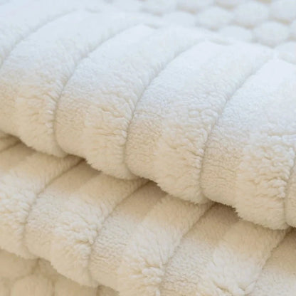 PLUSHCREAM Thick Tuft Fleece Sofa Cover