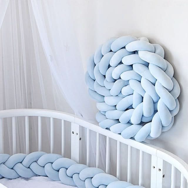 SNUGGLENEST Woven Baby Head Pillow