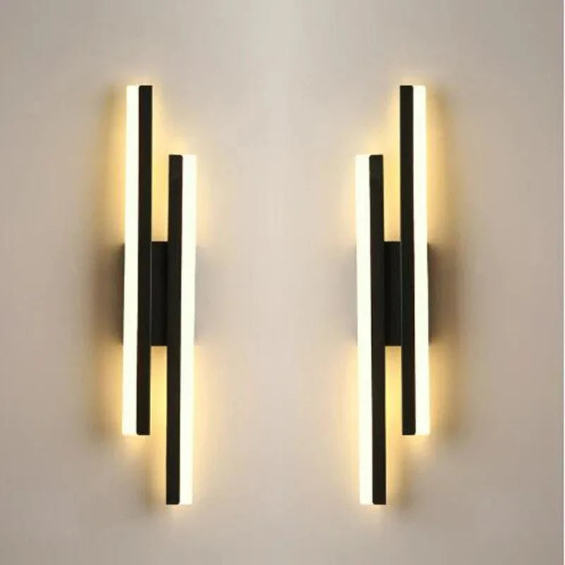 LUXLINE ARC LED Wall Light