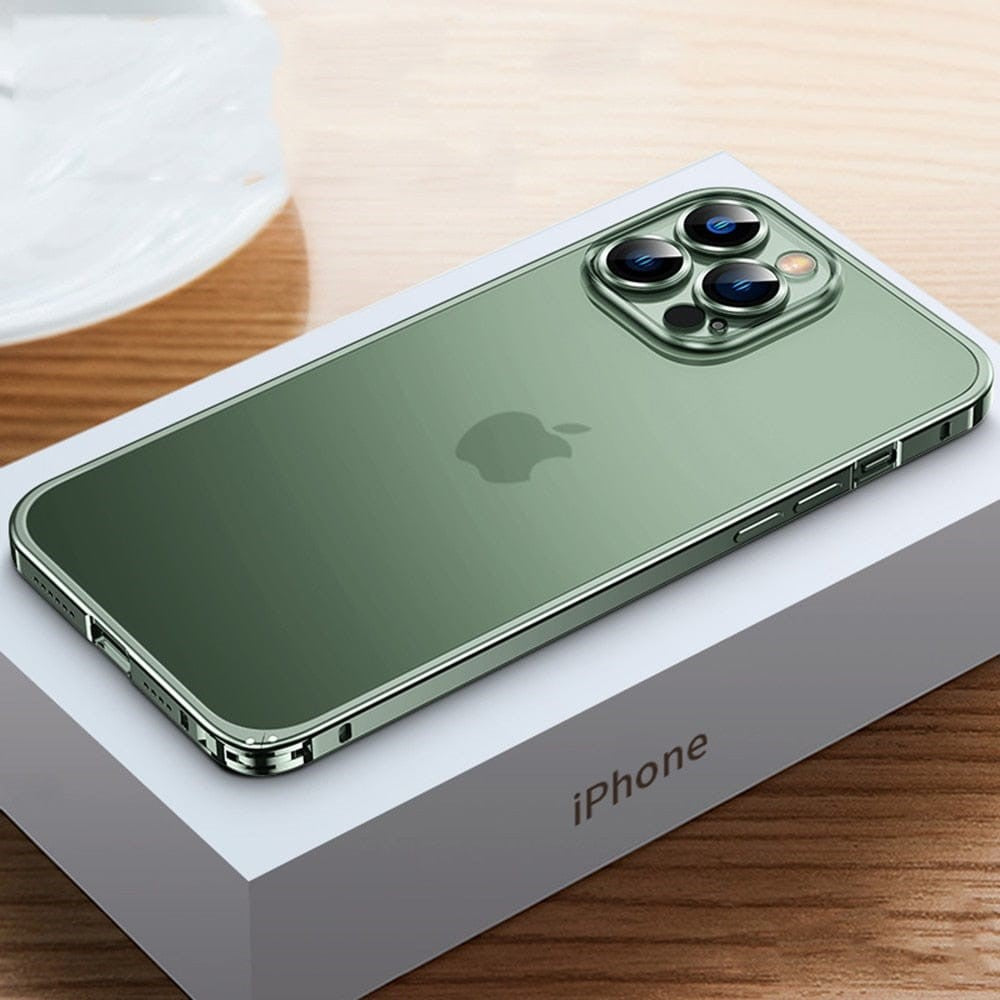 Aluminium iPhone Case, Lightweight CNC-Machined Metal Bumper