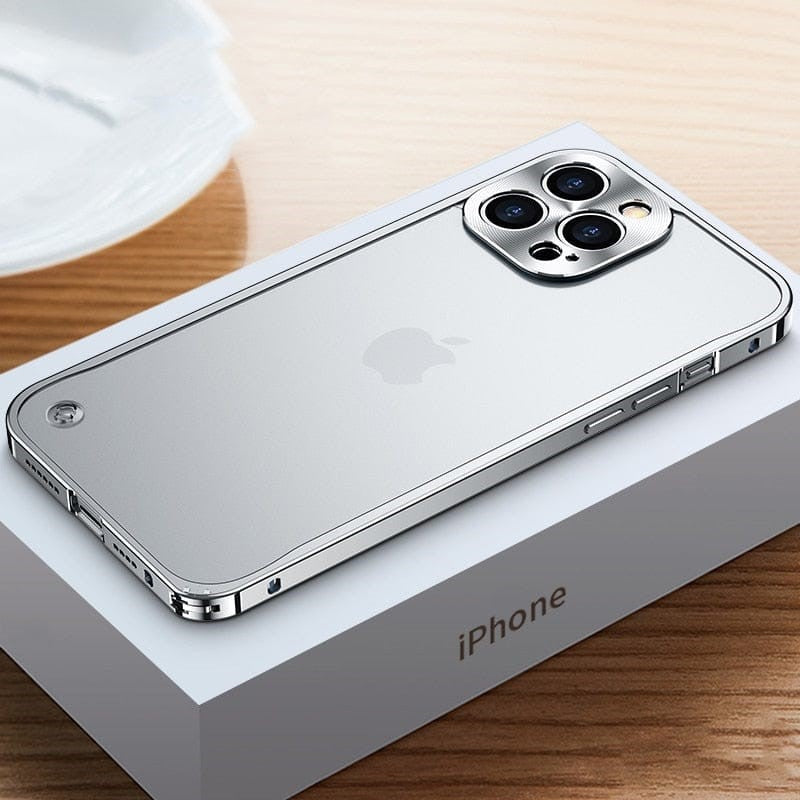 Aluminium iPhone Case, Lightweight CNC-Machined Metal Bumper