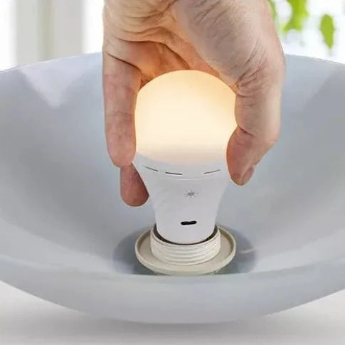 BRIGHTA USB Rechargeable LED Lamp