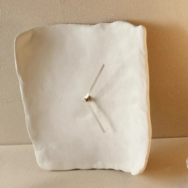 Silent Wall Clock, Non Ticking Resin Wall Clock for Living Room