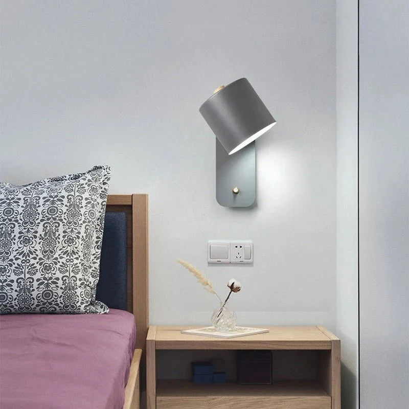 PLUGLUX Minimalist Wall Lamp